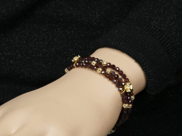 Armband met granaat