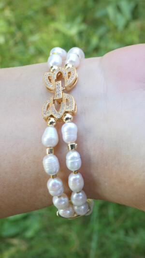 Armband van 2 rijen zoet water parels