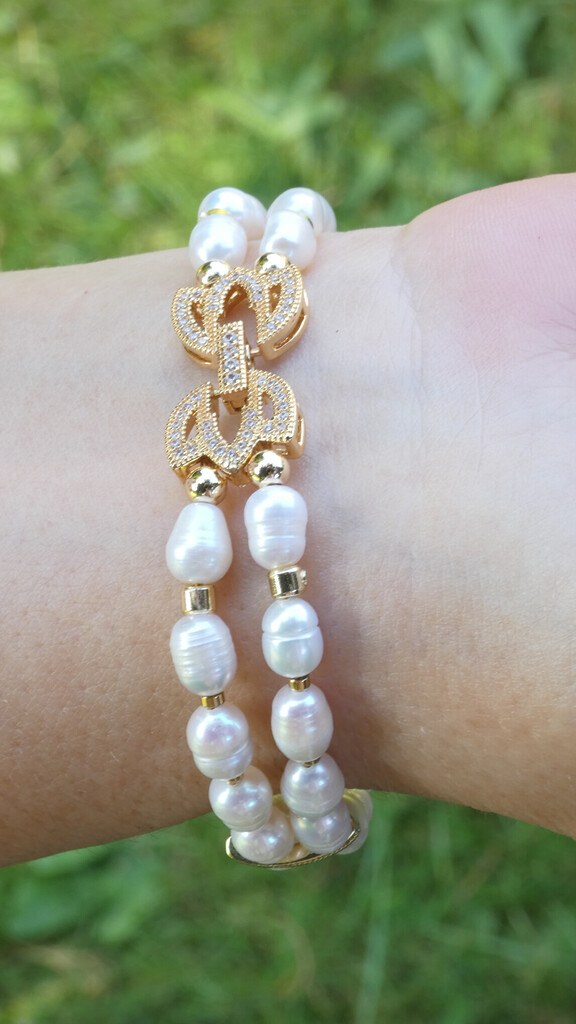 Armband van 2 rijen zoet water parels